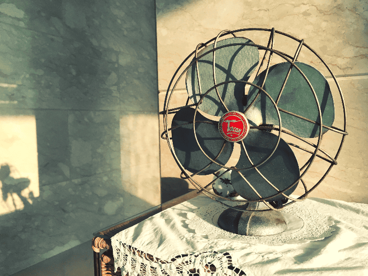 small electric fan