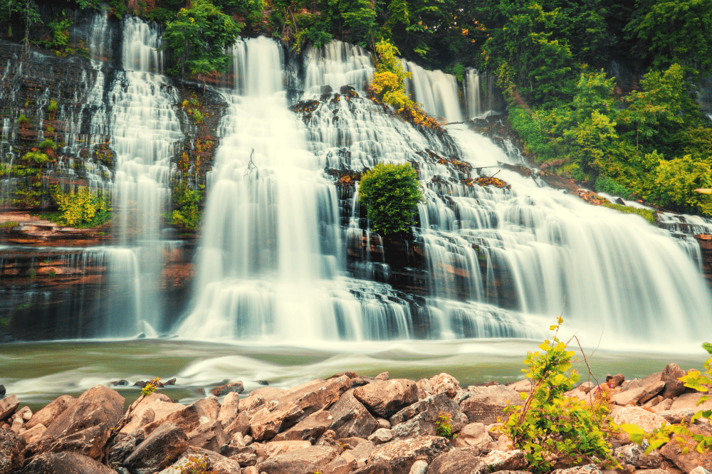 tennessee hiking trail waterfall