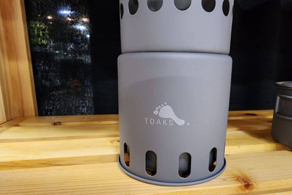 toaks cooking pot on wood